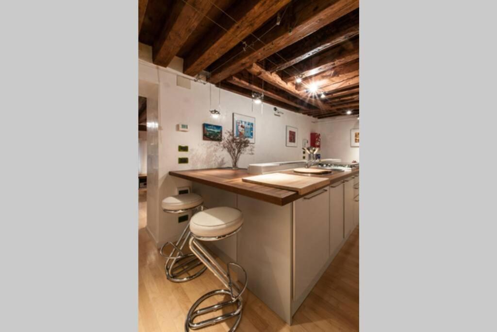 Bellissimo Appartamento In Palazzo Storico Venice Ngoại thất bức ảnh